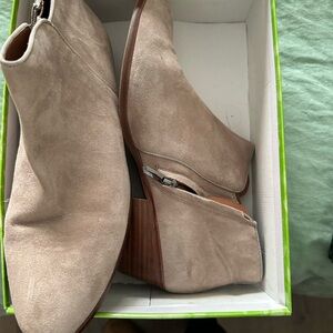 Sam Edelman Women's Tan Ankle Boots size 12 great condition